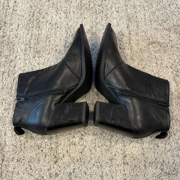 John Fluevog Entrance Room 406 Womens Black Leather Ankle Boots Size 10.5