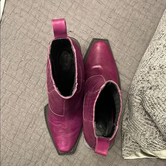 John Fluevog Signature Diana Sleek Chelsea Boots (purple)