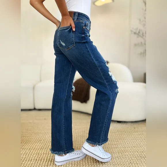 Just In! Popular Slimming Judy Blue Full Size Mid Rise Distressed Raw Hem Jeans