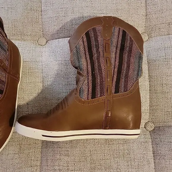 Justin Gypsy collection Boots!