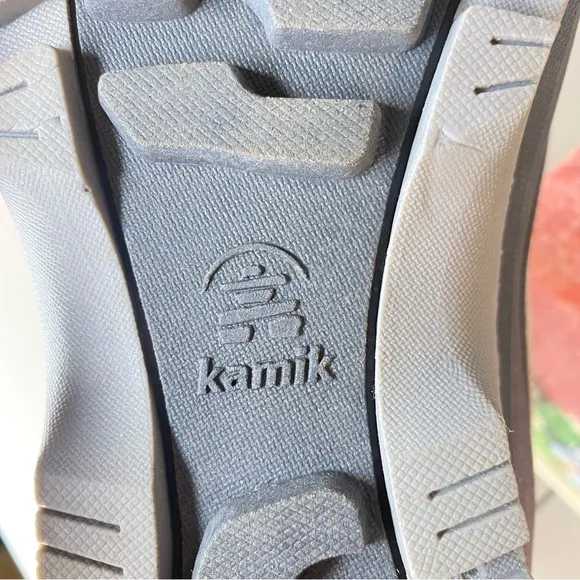 Kamik Snovalley2 Snow Boot Womens Size 6 Faux Fur Lining Lace Up Closure