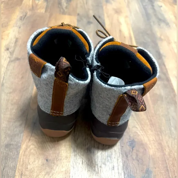 Kamik Waterproof Boot Size 11