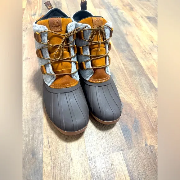 Kamik Waterproof Boot Size 11