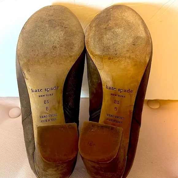 Kate Spade &quot;Darota&quot; bootie tan truffle color suede boots sz 8 1/2 ankle boots