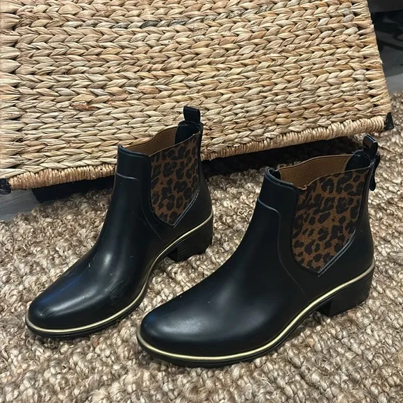 Kate Spade Leopard Print Black Ankle Rubber Rain Boots Size 8