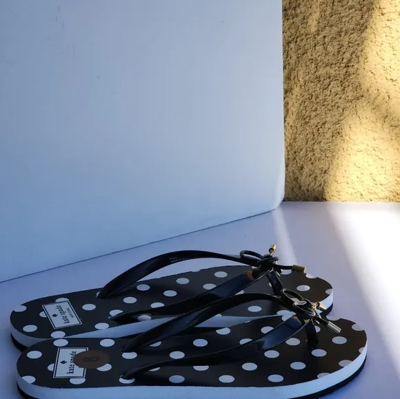 Kate Spade New York Women' Black and White Polka Dot Flip Flops Sandals Size 7/8