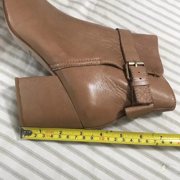 Kate Spade Tan Leather Ankle Boots Size 9 NWT
