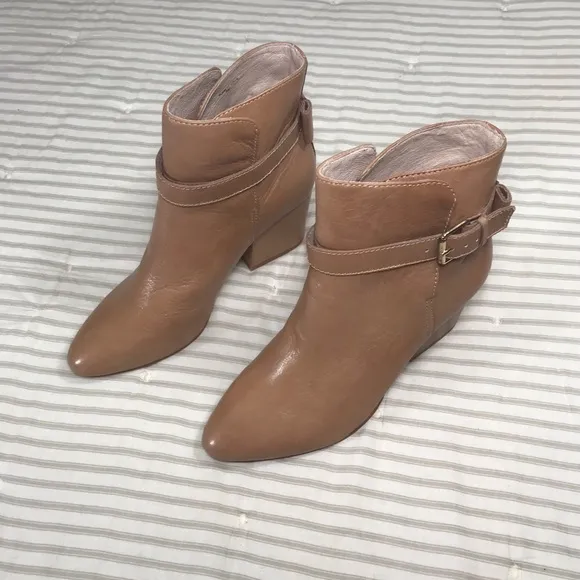 Kate Spade Tan Leather Ankle Boots Size 9 NWT