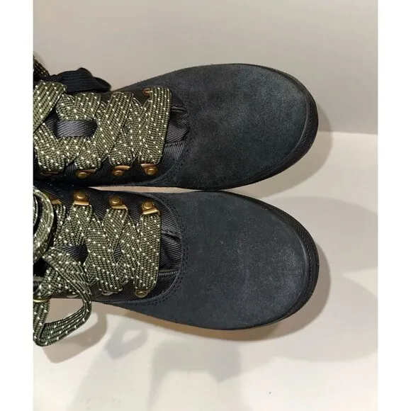 Keds Camp Boot NWOT Suede &amp; Splash Twill w/ Thinsulate Women Size 9.5 US