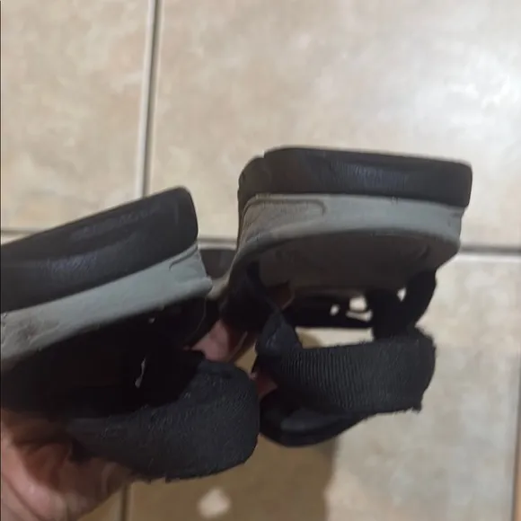 Keen Black hiking Sandals for Women adventure rose Sz 7
