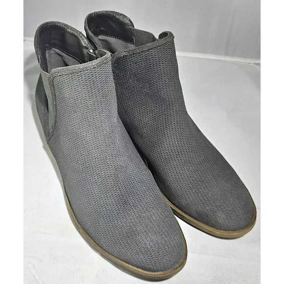 Kensie Women's Gerona Perforated  Gray Woven Leather/Textile Ankle Bootie Sz 10M