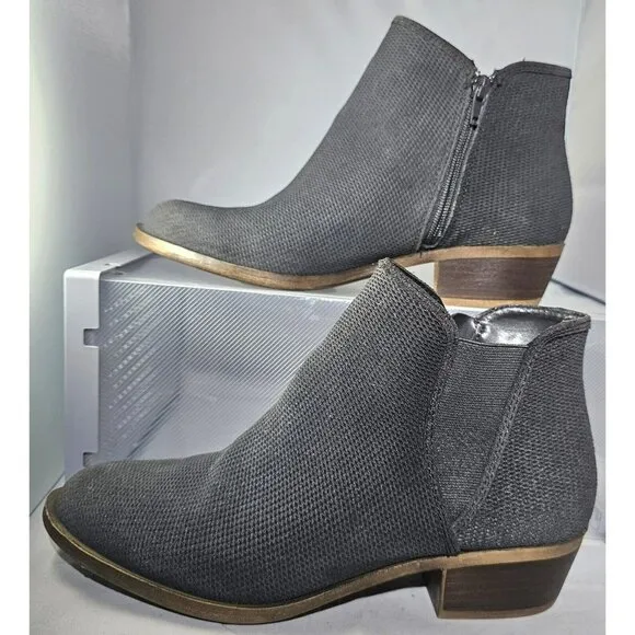 Kensie Women's Gerona Perforated  Gray Woven Leather/Textile Ankle Bootie Sz 10M