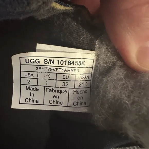 Kids UGG waterproof shoes Size 2