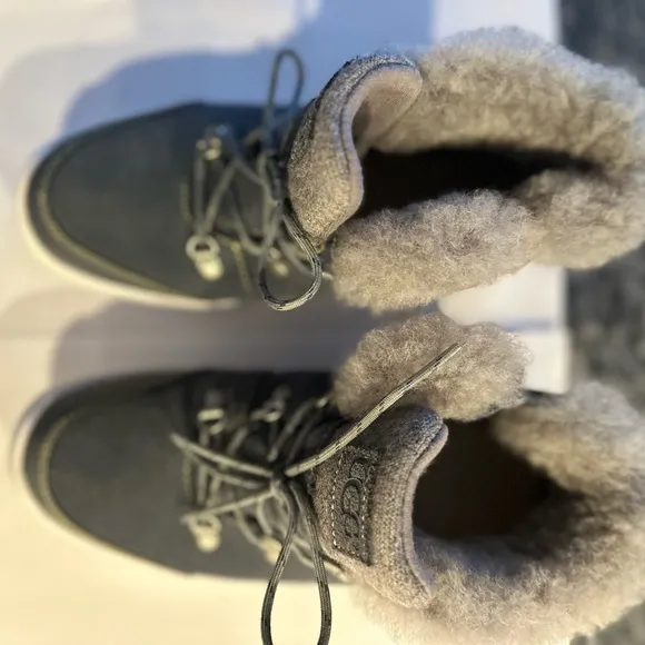 Kids UGG waterproof shoes Size 2
