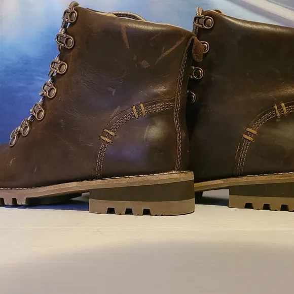 KODIAK BOOTS