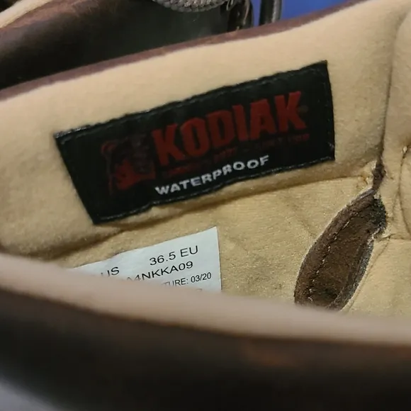 KODIAK BOOTS