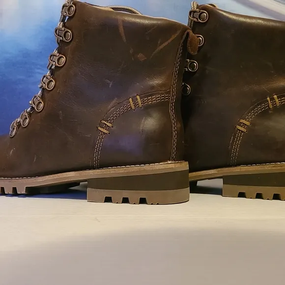 KODIAK BOOTS