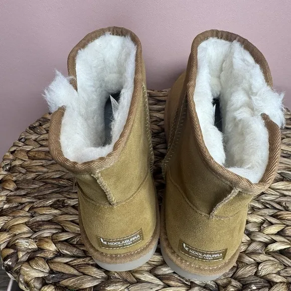 KOOLABURRA BY UGG/ VICTORIA MINI CHESTNUT/ SIZE 12 , WOMAN'S BOOTS 1114731/ NEW