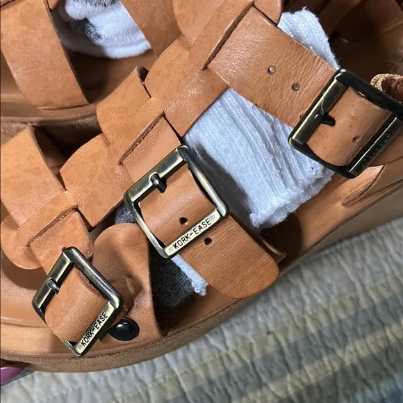 Kork-Ease originals since 1953 womens Tan Sandals