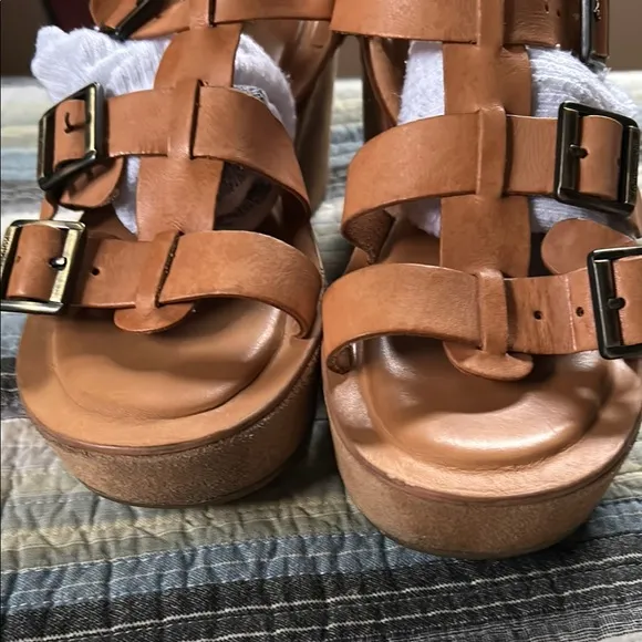 Kork-Ease originals since 1953 womens Tan Sandals