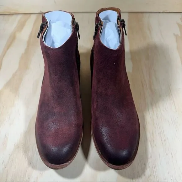 Kork Ease Riley  Distressed Ankle Boots Women’s Size 6.5 New in Box