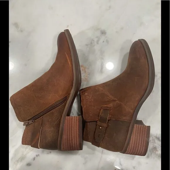 KORKS Sonya Ankle Bootie