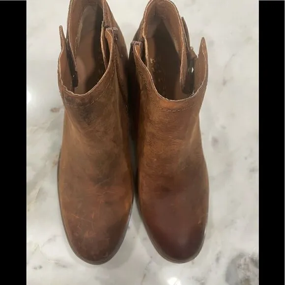 KORKS Sonya Ankle Bootie