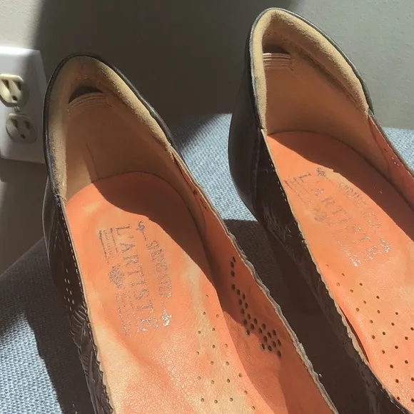 L’ Artiste Spring Step Rositta Tooled Rose Pump 2 1/2 Low Heel Rubber Sole 40
