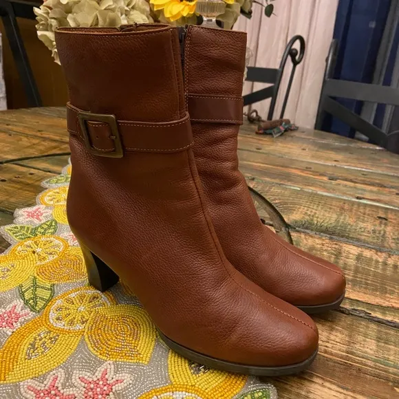 La Canadienne Brown Leather Three Inch Side Zipper Heeled Booties With Buckle