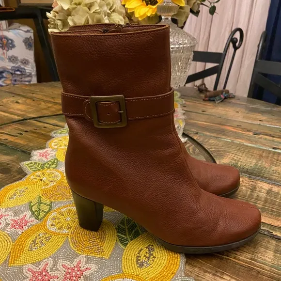 La Canadienne Brown Leather Three Inch Side Zipper Heeled Booties With Buckle