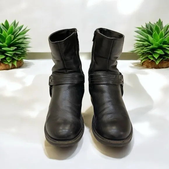 La Canadienne Harness Leather Moto Biker Boots