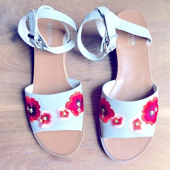 Ladies Stylish Floral Embroidery Open-Toe Sandals »RARE« KENNETH COLE FLORAL US8
