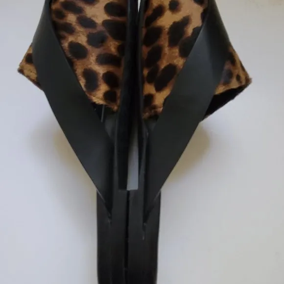 Lafayette 148 New York Iris Leopard-Print Fur Thong Sandals