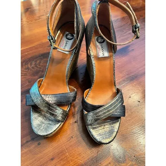 Lanvin Golden Metallic Leather Wedge Sandals Size 40 Lanvin