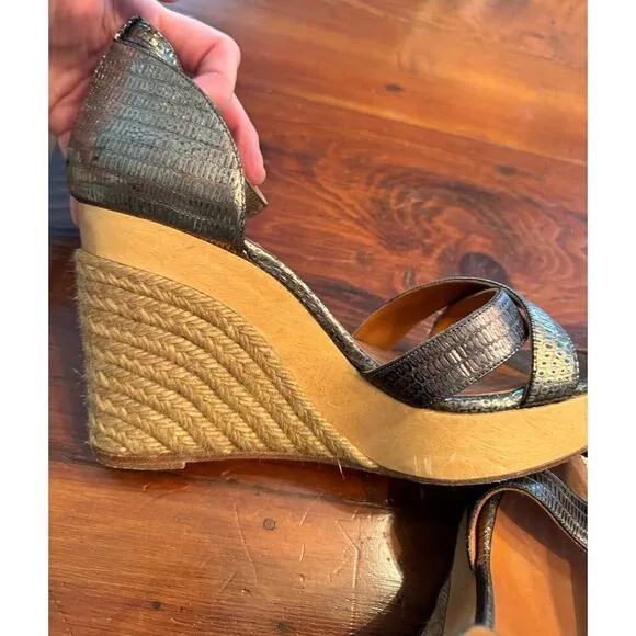 Lanvin Golden Metallic Leather Wedge Sandals Size 40 Lanvin