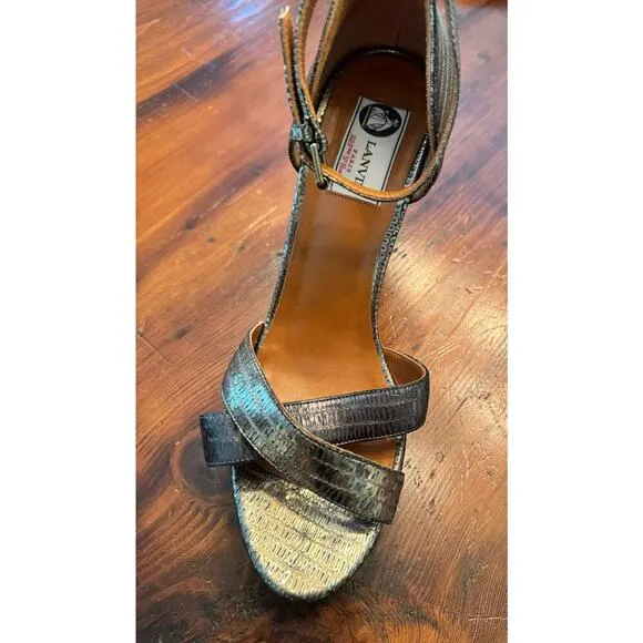 Lanvin Golden Metallic Leather Wedge Sandals Size 40 Lanvin