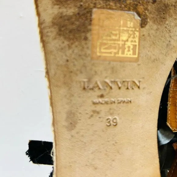 Lanvin Black and Tan Sandals with Floral Detail