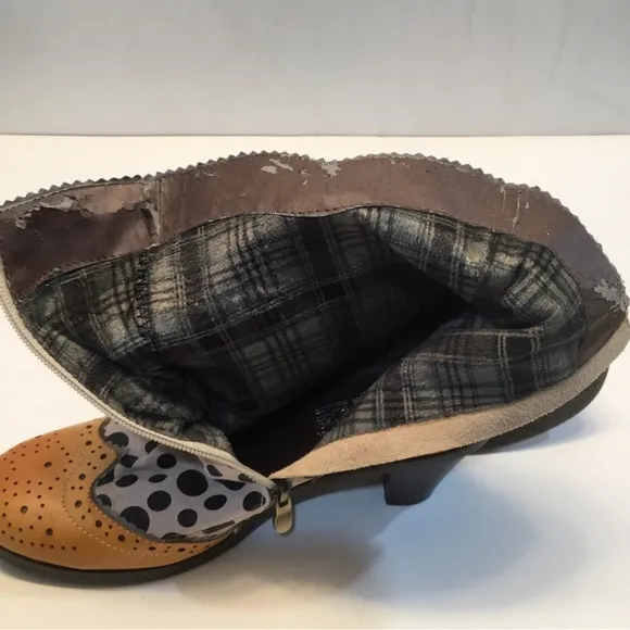 L'Artiste Spring Step Perignon Polka Dot Flower Heel Boots Tan Black 40 9 READ