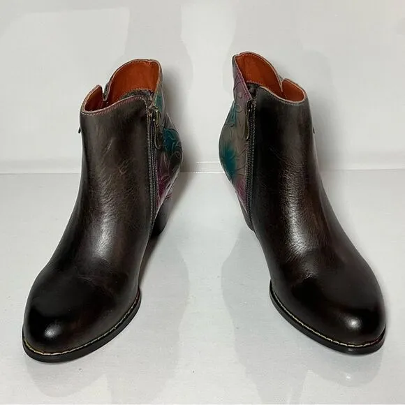 L'Artiste x Jane &amp; Coco Allurable Leather Ankle Boots