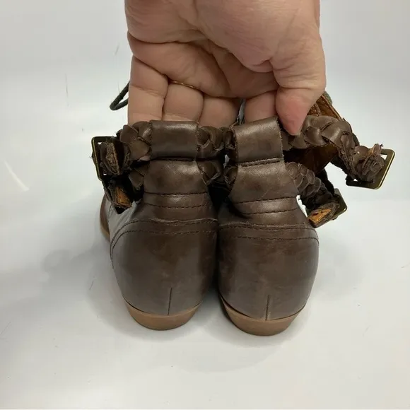 Latigo Abi leather ankle boots brown with braided ankle straps size 6.5
