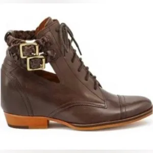 Latigo Abi leather ankle boots brown with braided ankle straps size 6.5