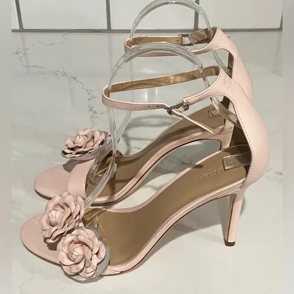 Lauren Ralph Lauren Allie Floral Leather Sandals Soft Pink Women’s Size 8B New