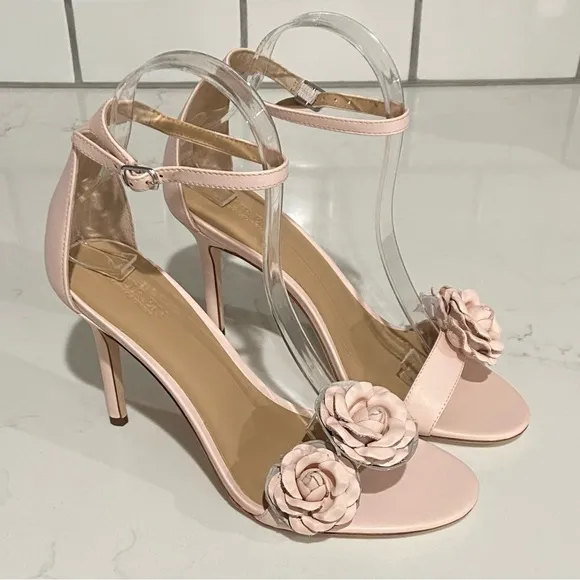 Lauren Ralph Lauren Allie Floral Leather Sandals Soft Pink Women’s Size 8B New