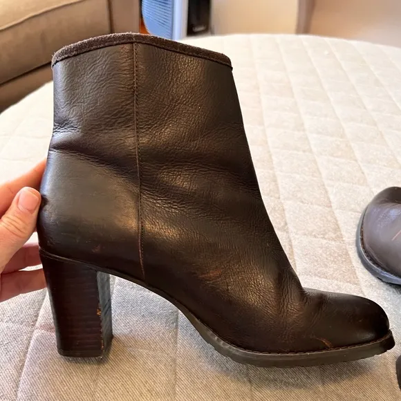 Lauren RALPH LAUREN Brown Sz 8B Heeled Ankle Side Zip Leather Boots