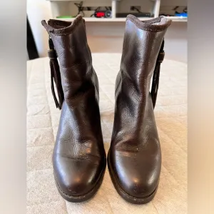 Lauren RALPH LAUREN Brown Sz 8B Heeled Ankle Side Zip Leather Boots