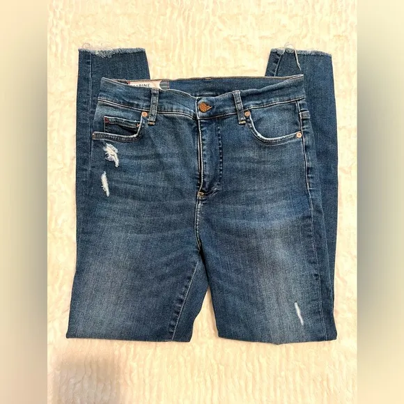 Like NEW!! 28 Marine Layer High Skinny Distressed Raw Hem Jeans