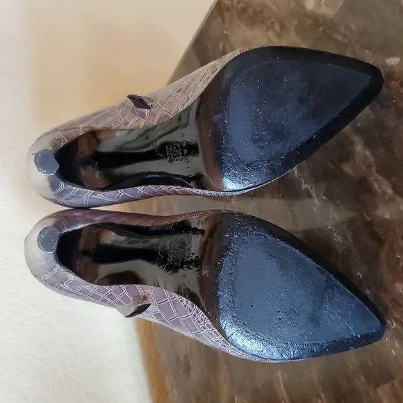 Like NEW Casadei croc embossed boots