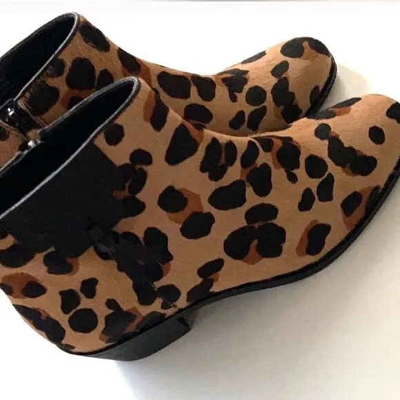 Like new Cole Haan calf hair / leather ankle boots