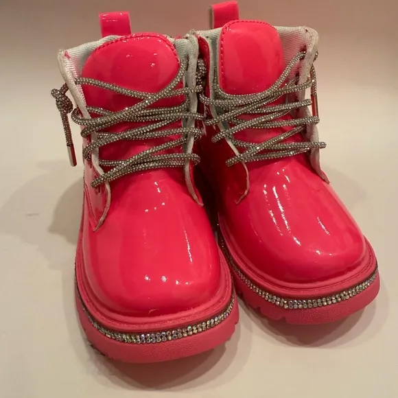 Lola   The Boys hot Pink patent crystal boots  toddler size 10