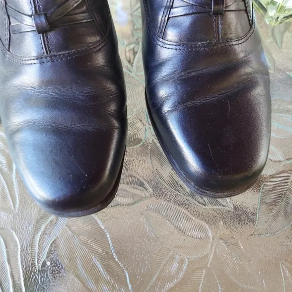 London fog black woman ankle  boots Size 7.5W. fall winter Comfy Fashion Christm